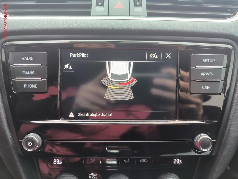 Škoda Octavia (2020) 1.5 TSI, 2.maj,ČR, Ambition - fotka 13 z 20