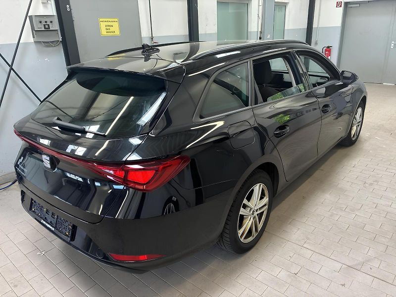 Seat Leon 2.0TDI DSG 110kW Style DPH - fotka 2 z 4