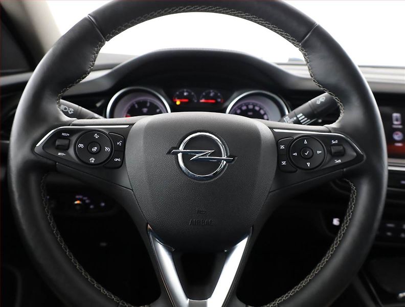 Opel Insignia (2018) 2.0 CDTI, Serv.kniha, Kůže - fotka 8 z 20