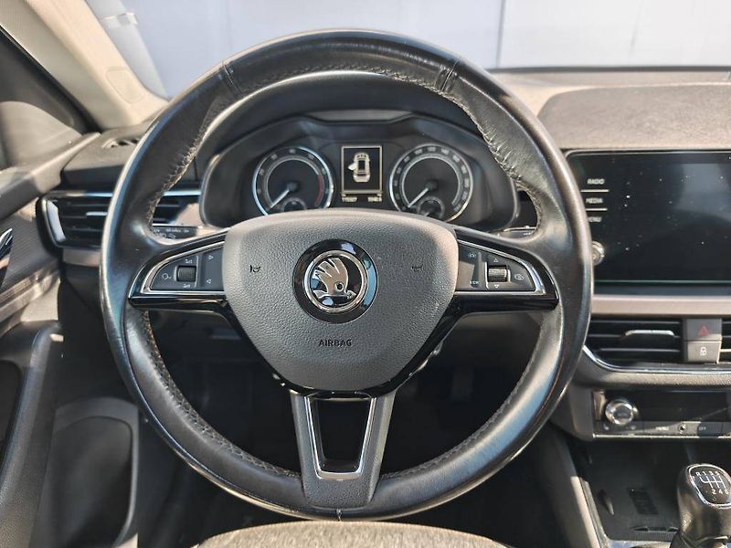 Škoda Kamiq Style 1,0TSI - fotka 11 z 21