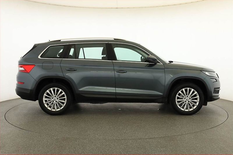 Škoda Kodiaq (2017) Ambition 1.4 TSI, Serv.kniha - fotka 6 z 17