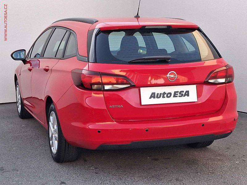 Opel Astra (2016) 1.4i, 1.maj,ČR, AC, ČR - fotka 6 z 16