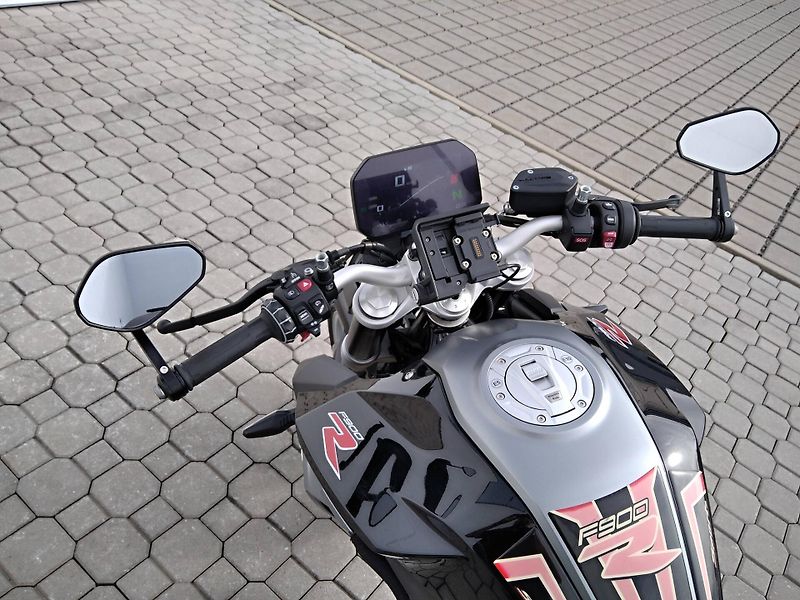 BMW F900R - fotka 7 z 16