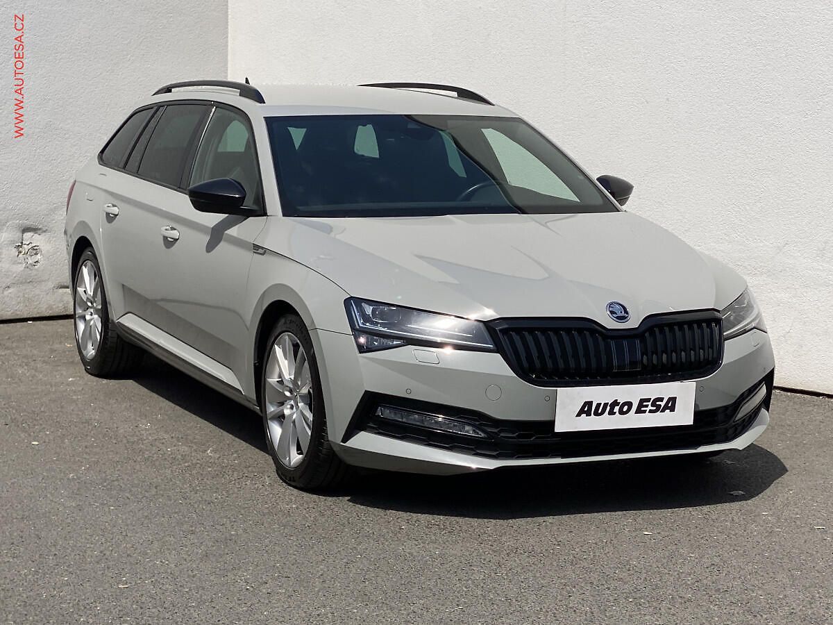Škoda Superb 2.0 TSI, ČR, DSG, LED, navi