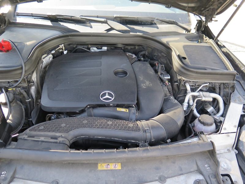 Mercedes-Benz GLC (2020) 300C AMG 4MA, VADA MOTORU! - fotka 23 z 25