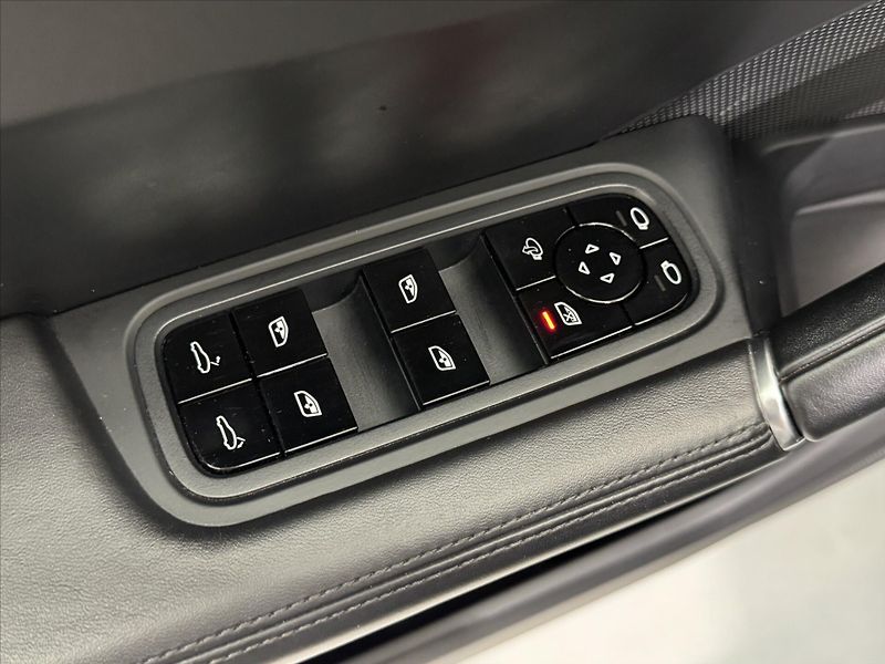 Porsche Cayenne S VZDUCH PANO CHRONO LED - fotka 7 z 33