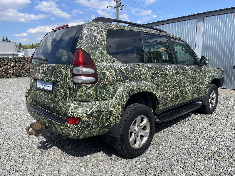 Toyota Land Cruiser 3.0TD 4x4 170PS AUT VÝBAVA !!! - fotka 14 z 180