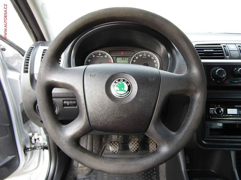 Škoda Fabia (2008) 1.4 MPi, ČR, servis.kniha, AC - fotka 13 z 15
