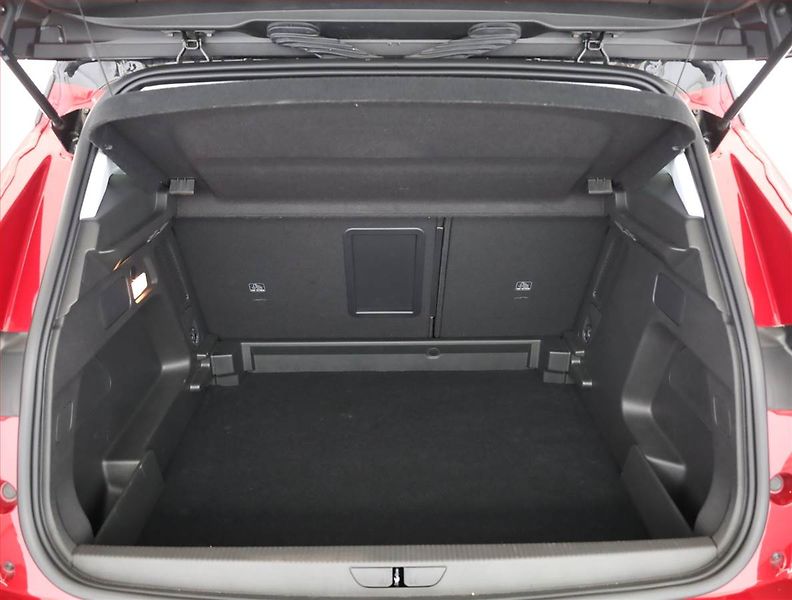 Opel Grandland X (2023) 1.2 Turbo - fotka 20 z 21