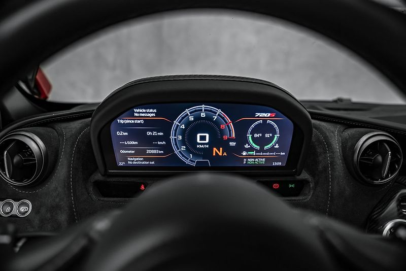 McLaren 720S Novitec, záruka - fotka 34 z 35