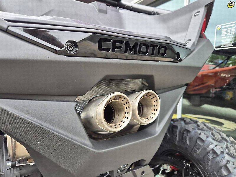 CFMOTO Gladiator Z1000 (2026) Gladiator Z10 TURBO +X110LE se - fotka 17 z 57