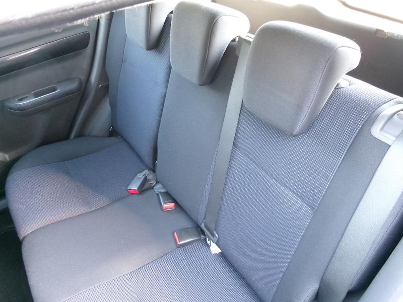 Suzuki Swift (2007) 1,3i KLIMA VÝHŘEV - fotka 12 z 22