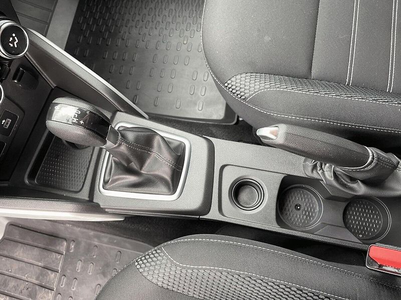 Dacia Duster (2022) 1.3 TCe,Prestige,Automat,1.Maj - fotka 20 z 28