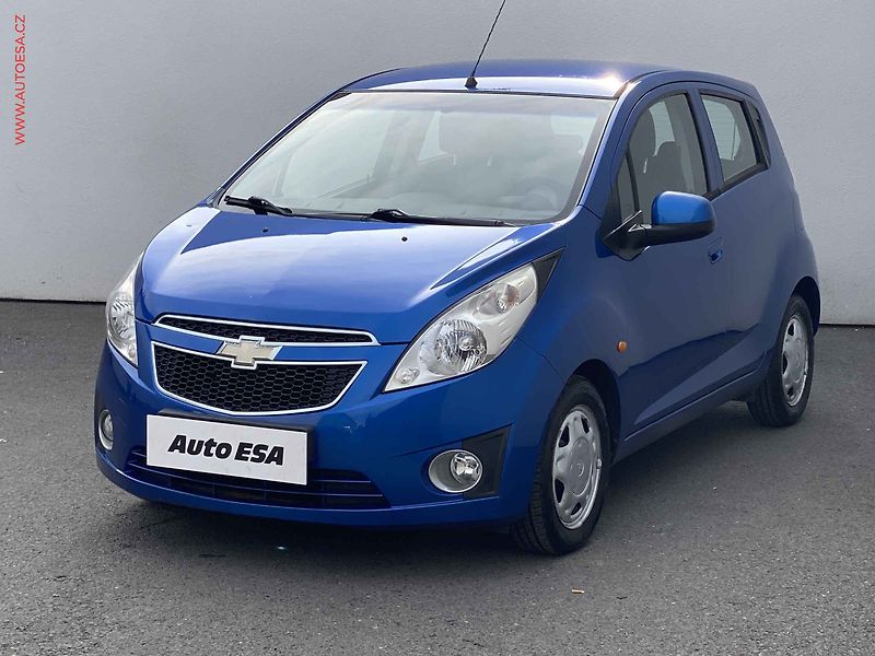 Chevrolet Spark (2011) 1.0i, AC - fotka 3 z 15