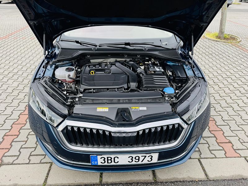 Škoda Octavia (2023) Style Plus, e-TEC DSG, záruka  - fotka 8 z 27