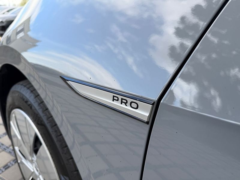Volkswagen ID.3 PRO Perf. 150kW Kamera 62Kwh - fotka 6 z 37