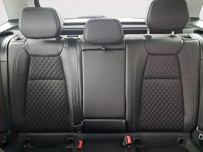 Škoda Karoq (2022) Style 1.5 TSI - fotka 10 z 19