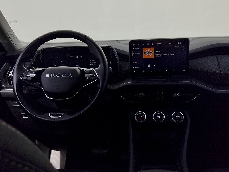 Škoda Kodiaq (2025) Selection 2,0 Tdi 142 Kw 4x4 D - fotka 6 z 37