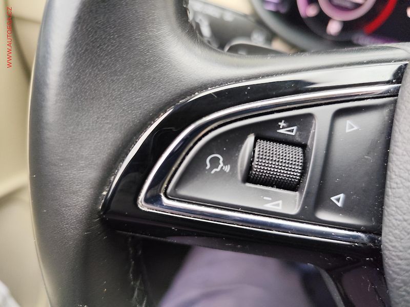 Škoda Octavia (2019) 2.0 TDi 4x4, ČR, DSG, LED - fotka 23 z 28
