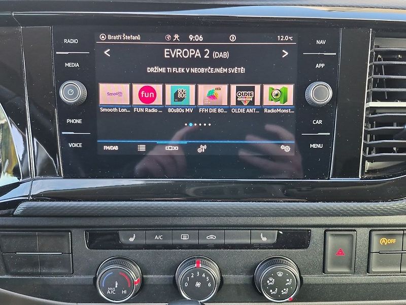 Volkswagen Transporter 2.0TDI 110kW 7DSG - fotka 16 z 24