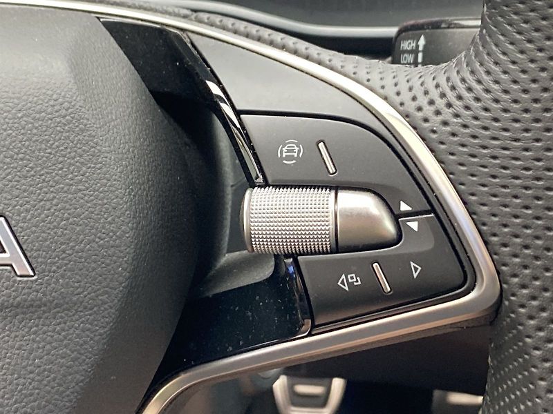 Škoda Octavia (2025) Combi 1.5 TSI SportLine - fotka 28 z 39