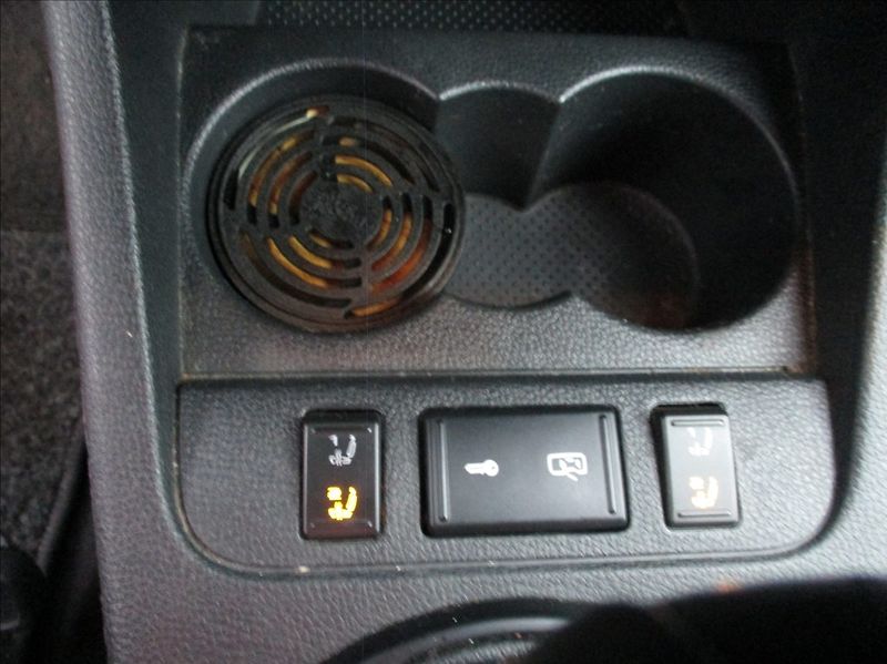 Škoda Fabia 1,2 TSI, DSG,aut.klima,servis, - fotka 19 z 38