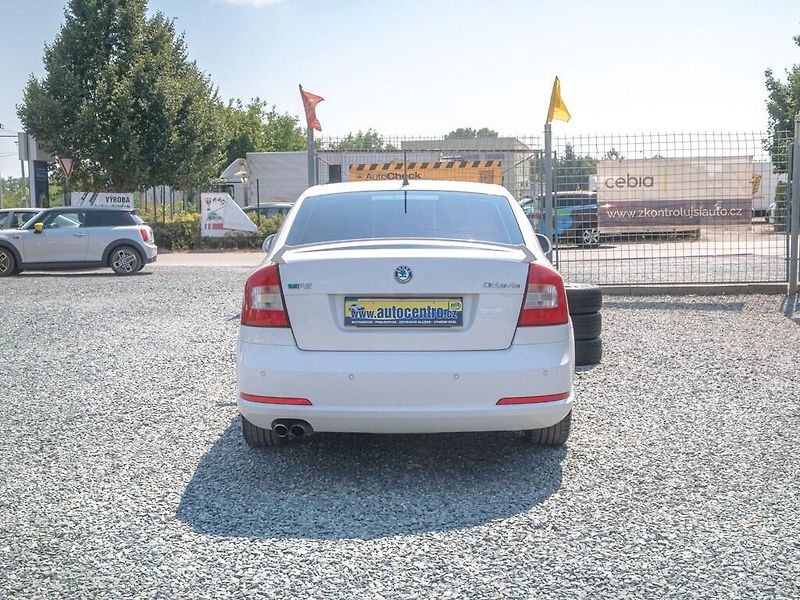 Škoda Octavia (2010) 12/10 2.0TSI RS 147KW – SERVIS - fotka 9 z 53