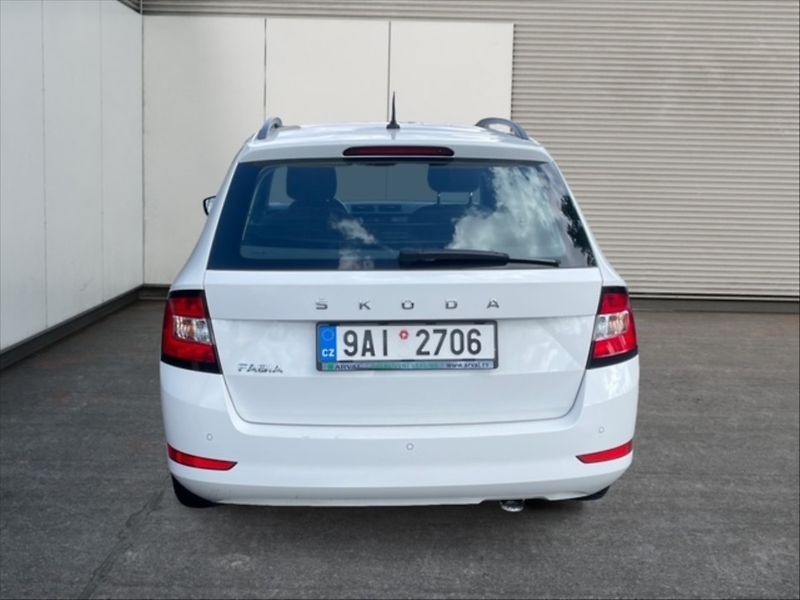 Škoda Fabia 1,0 TSI 70 Ambition - fotka 5 z 11