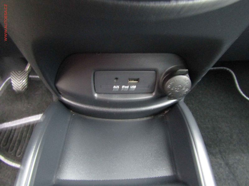 Kia Soul (2009) 1.6 i, ČR, Klima - fotka 14 z 16