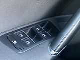Volkswagen Golf Highline 1.6TDi 77kw DSG ALU - náhled 12