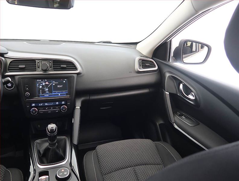Renault Kadjar (2017) 1.2 TCe, Navi, Tempomat - fotka 8 z 23