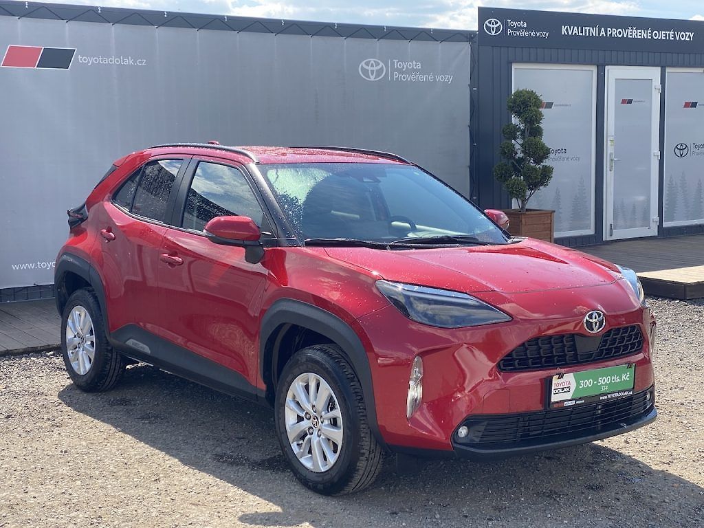 Toyota Yaris Cross 1.5i, ČR-1m, Comfort, záruka