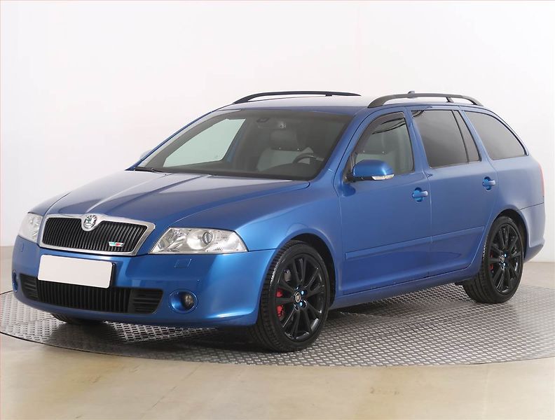 Škoda Octavia (2008) RS 2.0 TDI, po STK, udržované - fotka 2 z 15
