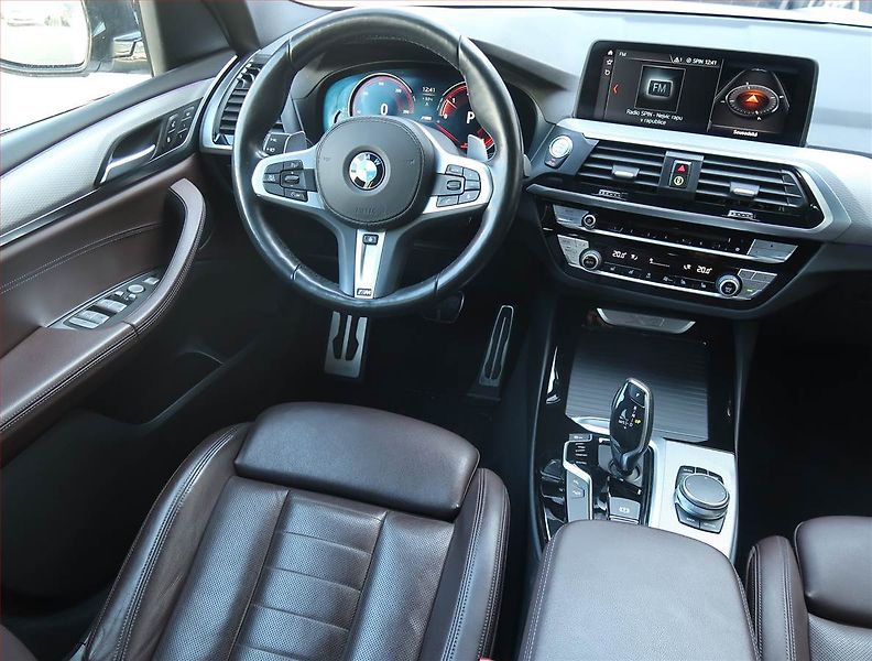 BMW X3 (2018) M Sport xDrive20d - fotka 7 z 14