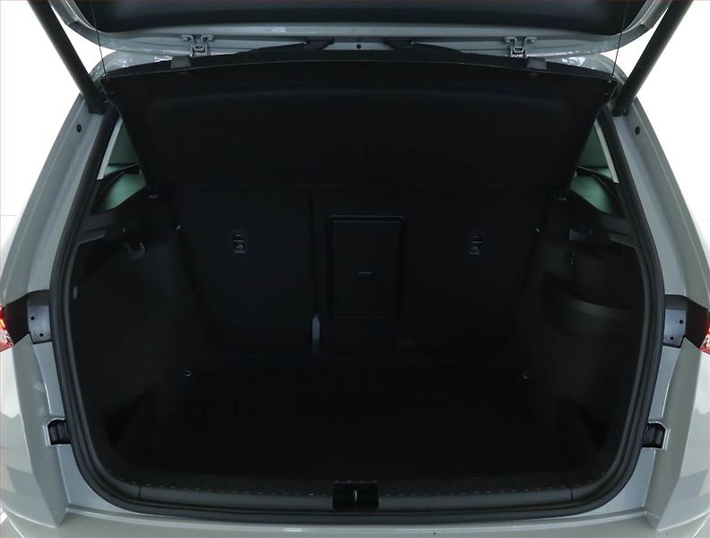 Škoda Karoq (2024) 2.0 TDI - fotka 14 z 17
