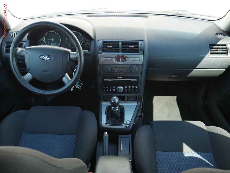 Ford Mondeo (2005) 2.0TDCi, ČR, AC, TZ - fotka 8 z 15