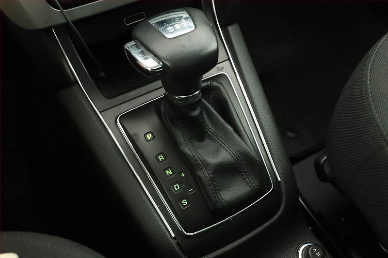 Škoda Yeti (2010) Elegance 1.2 TSI, Automat - fotka 11 z 16