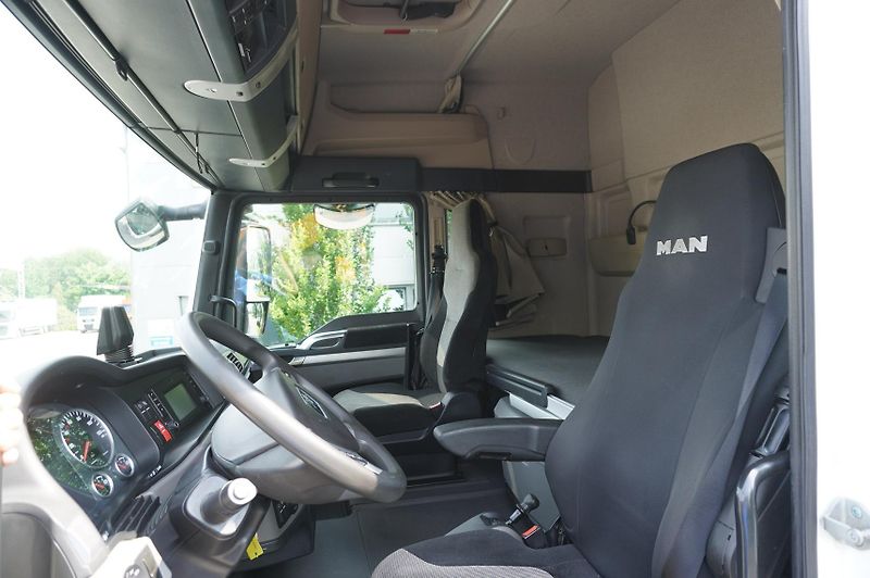 MAN TGX (2020) 26.510/ Curtainsider + trailer - fotka 12 z 24