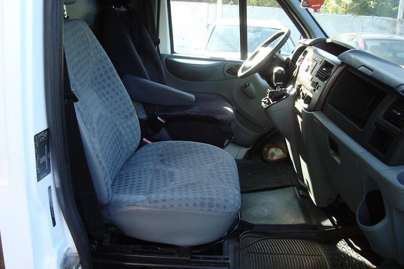 Ford Transit (2010) 300L, 2.2 TDCi - fotka 28 z 51
