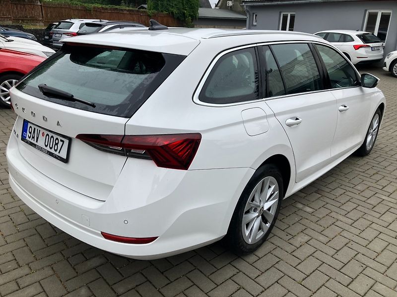 Škoda Octavia (2023) 2.0TDI STYLE NEHAVAROVANÉ - fotka 5 z 28