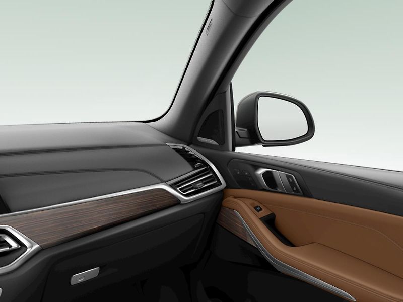BMW X5 M50d - fotka 10 z 11