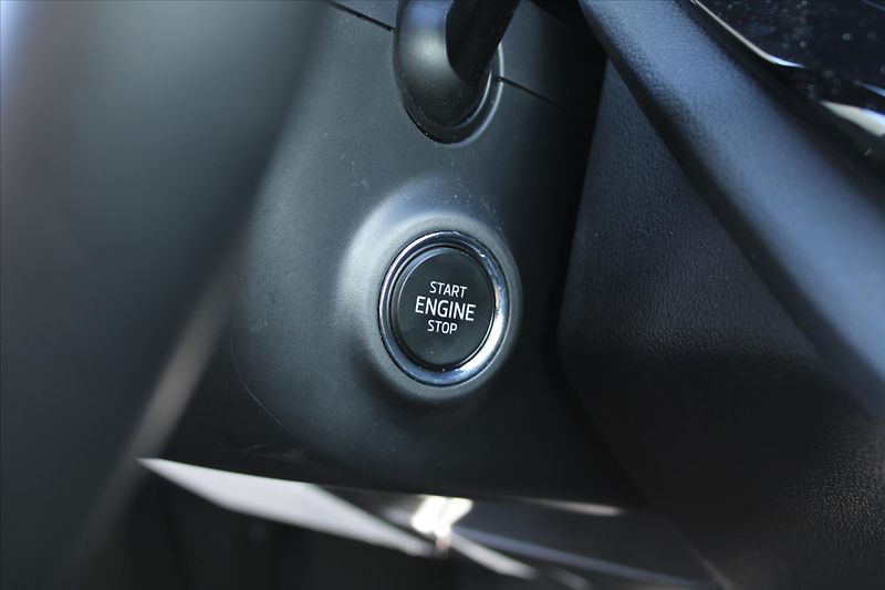 Škoda Octavia 2.0TDi STYLE 1.MAJ ČR. - fotka 15 z 24
