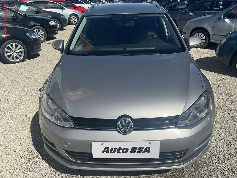Volkswagen Golf (2015) 1.2 TSi, ČR, AC, TZ, park - fotka 2 z 19