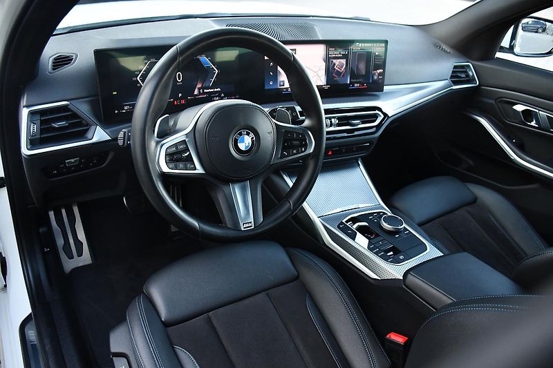 BMW Řada 3 320d xDrive M-SPORT ČR 1.M - fotka 9 z 51