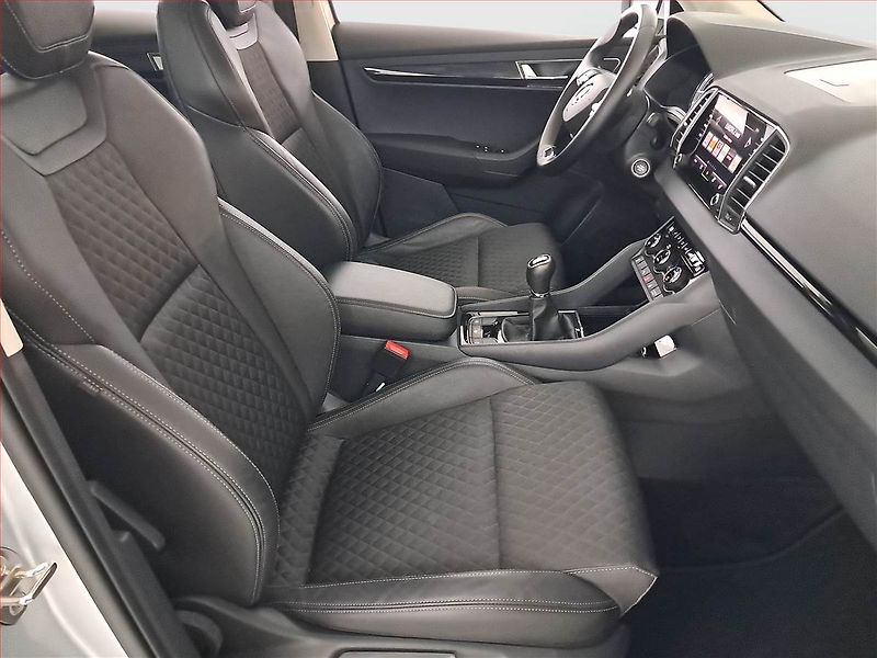 Škoda Karoq (2021) 1.5 TSI - fotka 9 z 21
