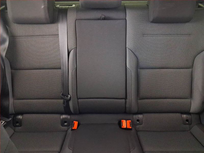 Volkswagen Golf (2013) Comfortline 1.6 TDI, Tempomat - fotka 10 z 15
