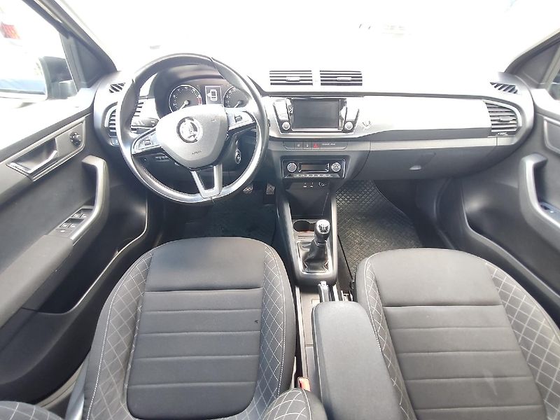 Škoda Fabia (2017) Combi 1.0TSI 95k MAN6 nové CZ - fotka 2 z 33