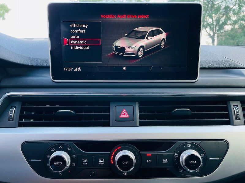 Audi A4 3.0TDI AUT KAMERA SERVISKA  - fotka 40 z 60