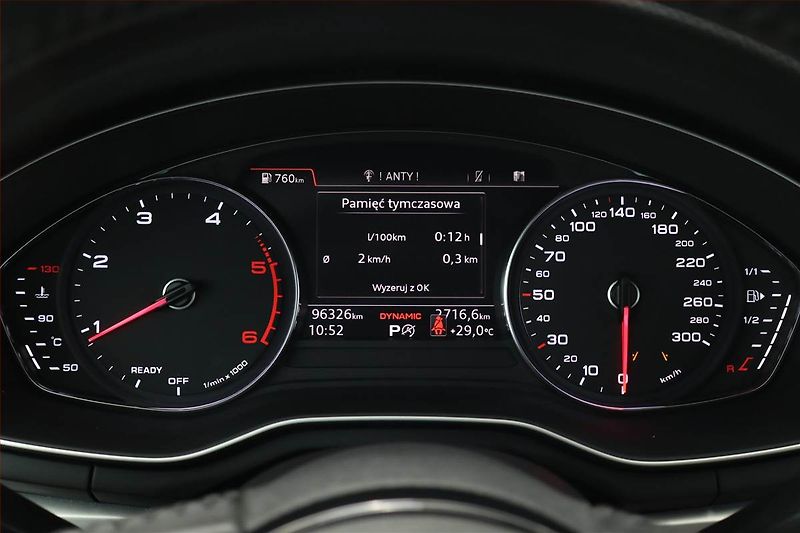 Audi A5 (2018) Sport 2.0 TDI - fotka 11 z 19