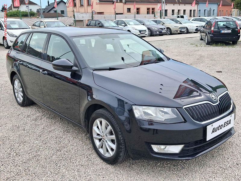 Škoda Octavia (2015) 2.0 TDi, ČR, AC, výhřev sed - fotografie inzerátu